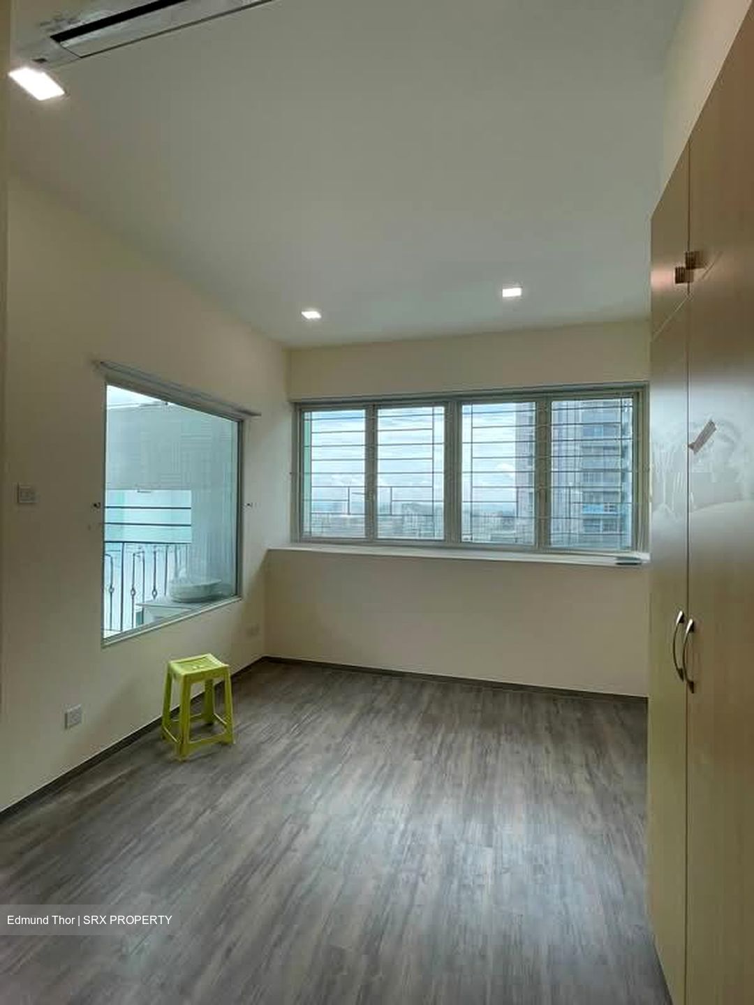 Queens (D3), Condominium #570043941